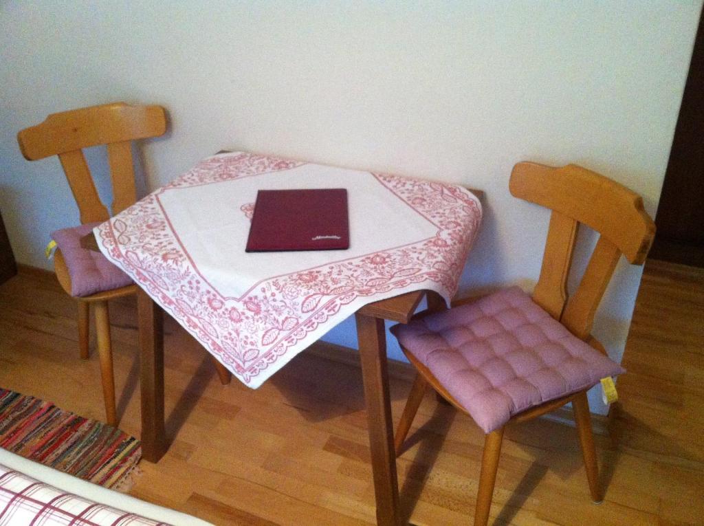 ホテル Haus Helga ウンケン 部屋 写真